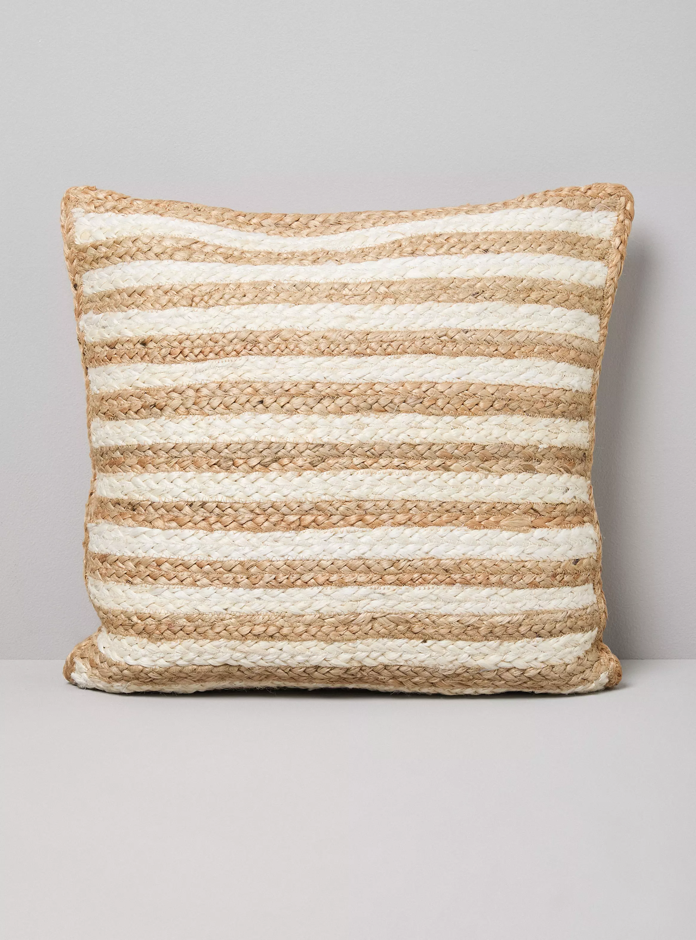 Miniatura de Cojn Tribal de Yute 50x50 cm