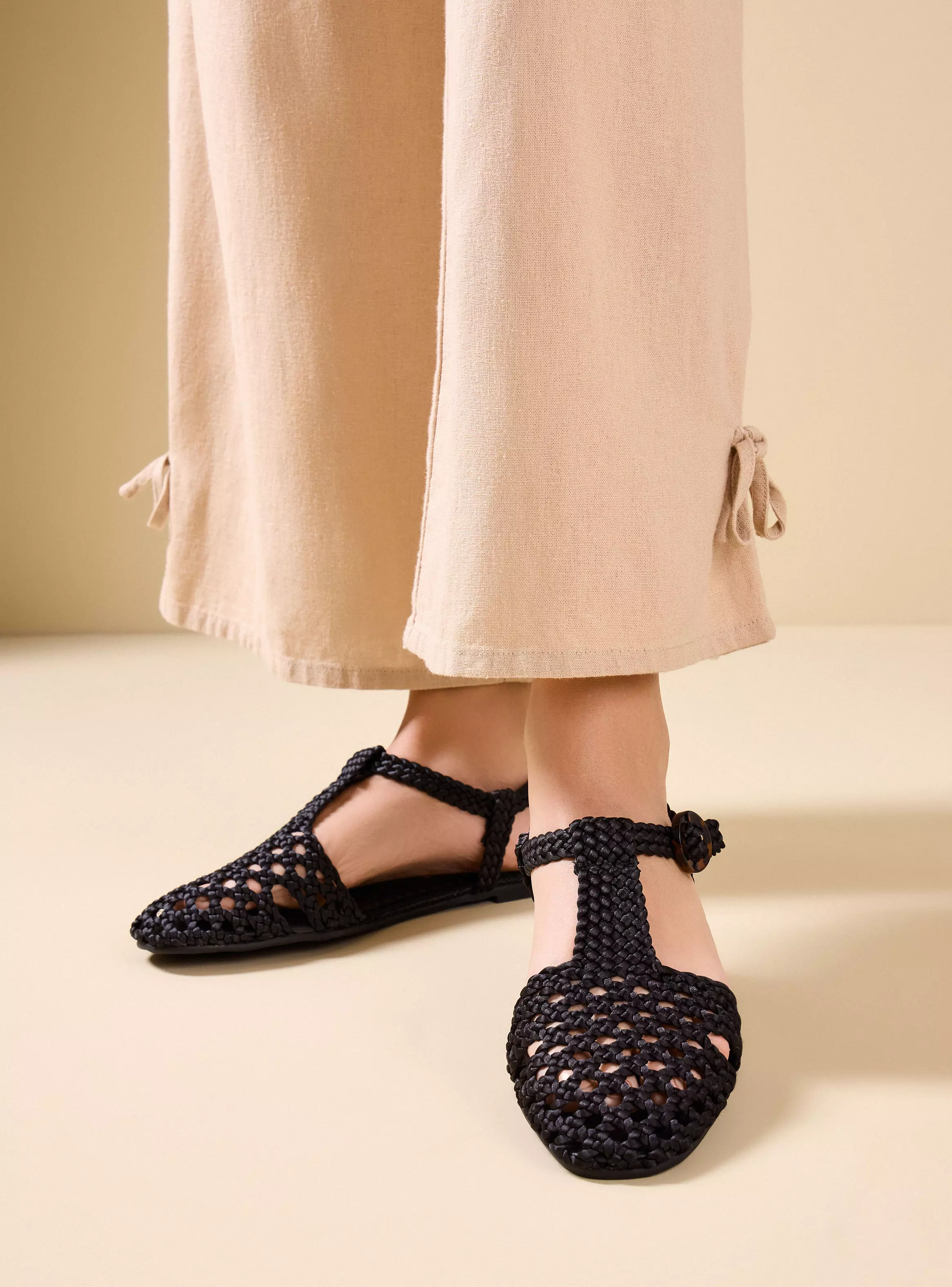 Imagen ampliada #1 para Sandalia Cangrejera Tejida Mujer