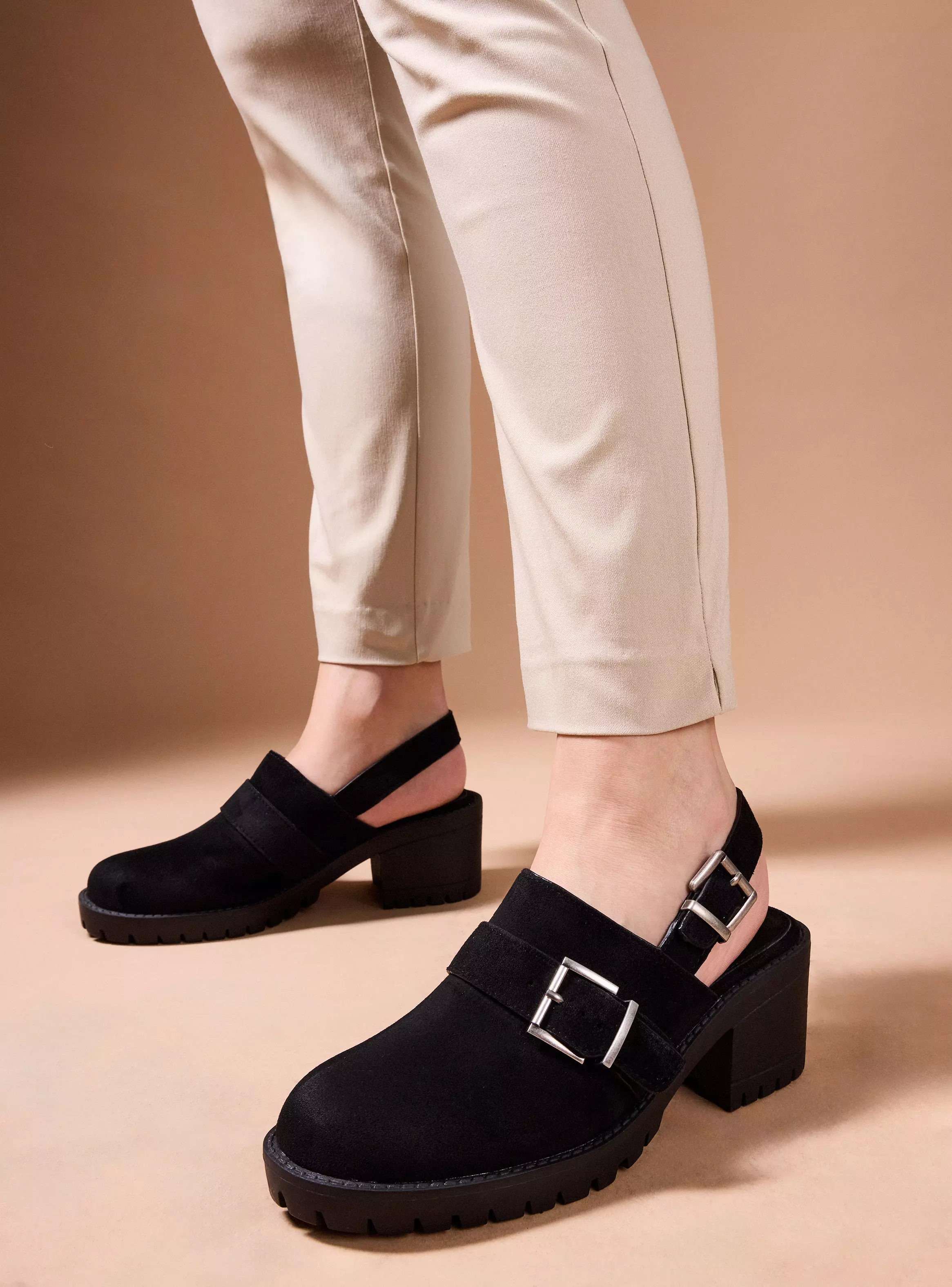 Imagen ampliada #1 para Zueco Efecto Gamuza Taco Cuadrado Mujer