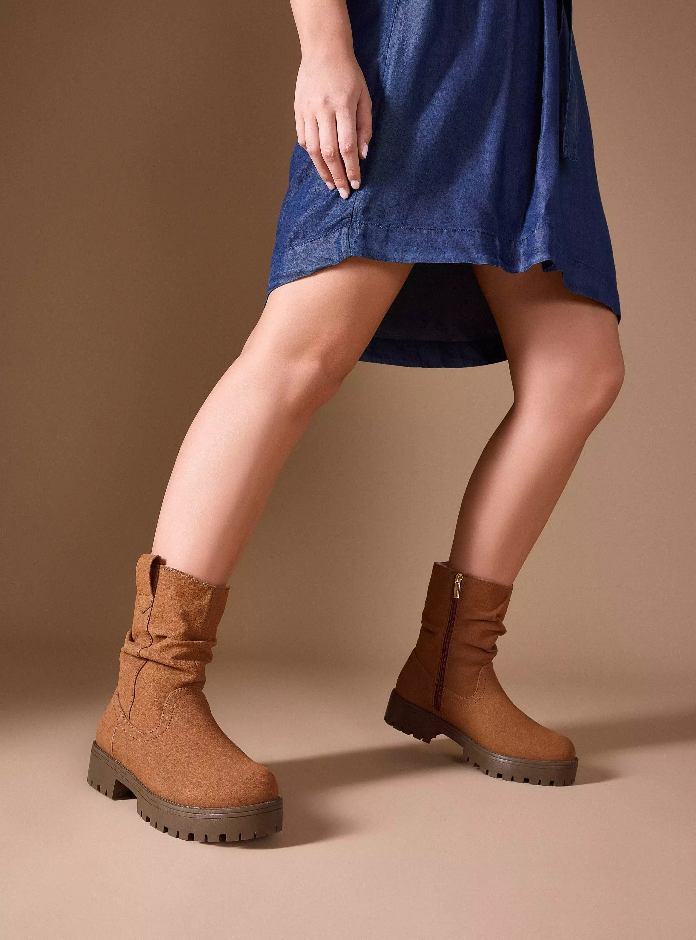 Imagen ampliada #1 para Botn Estilo Arrugado Efecto Gamuza Mujer