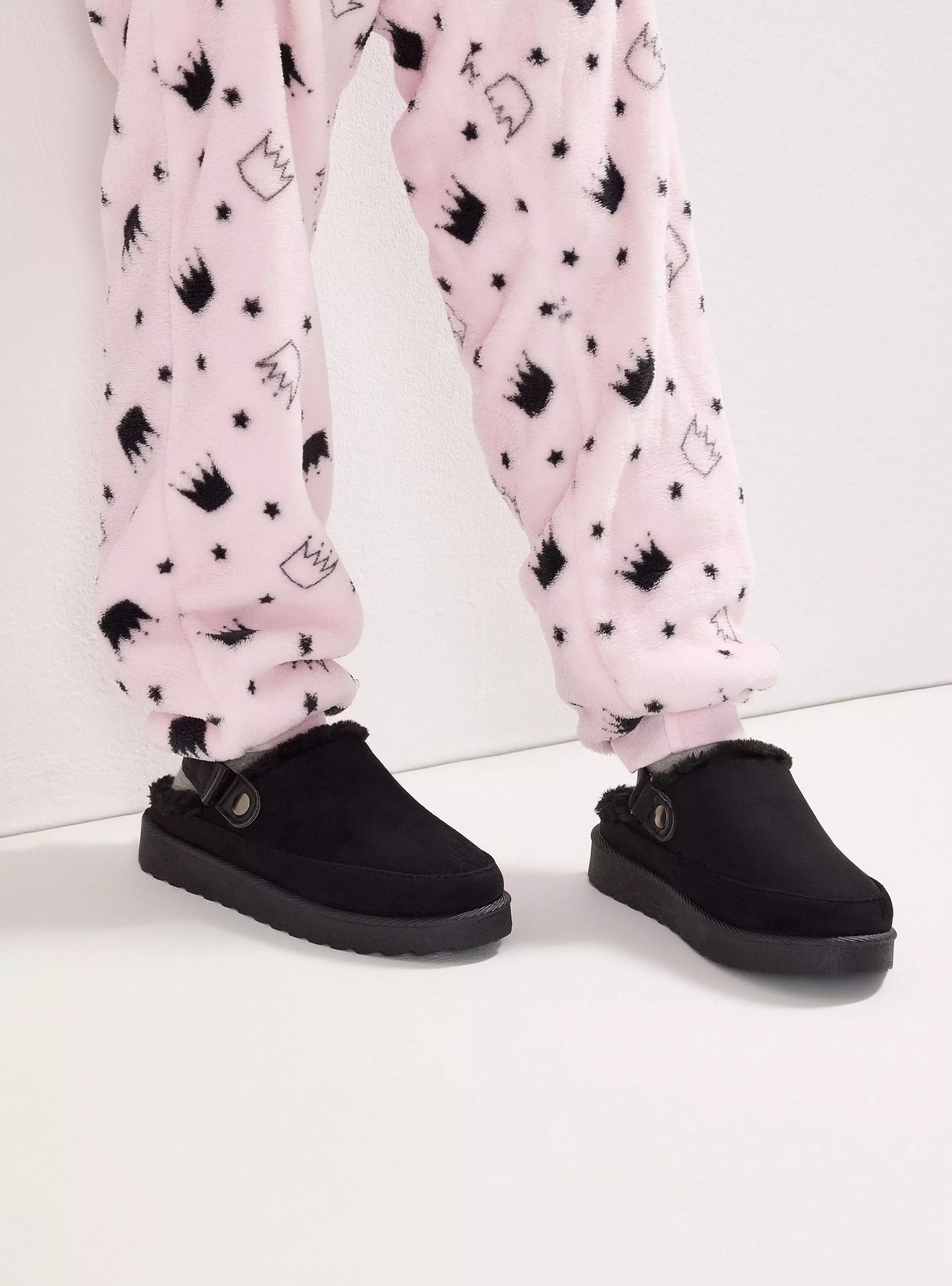 Imagen ampliada #1 para Pantufla con Pelo Interior Suave Nia