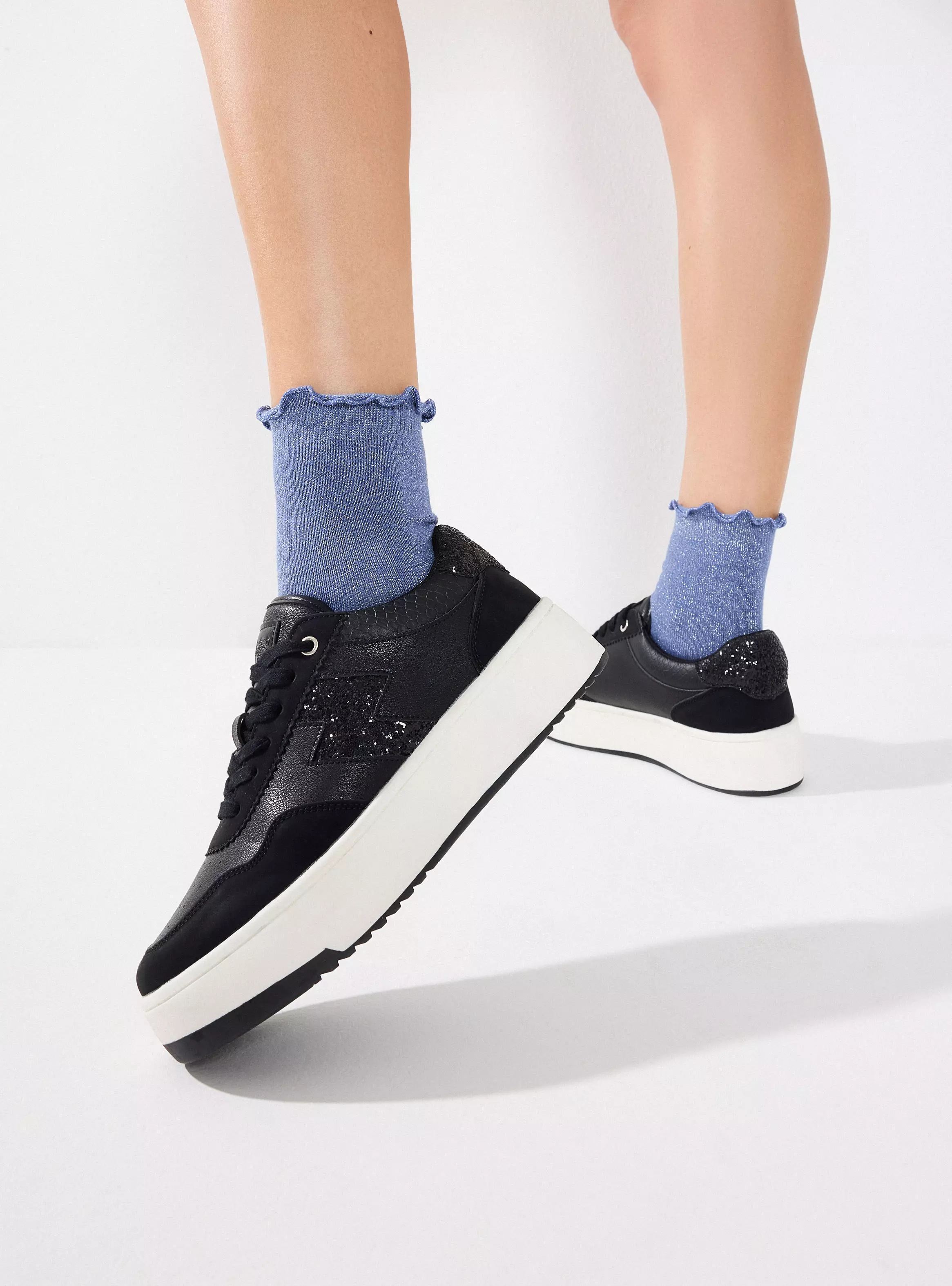 Imagen ampliada #1 para Zapatilla Urbana Mujer Plataforma Detalle Brillo