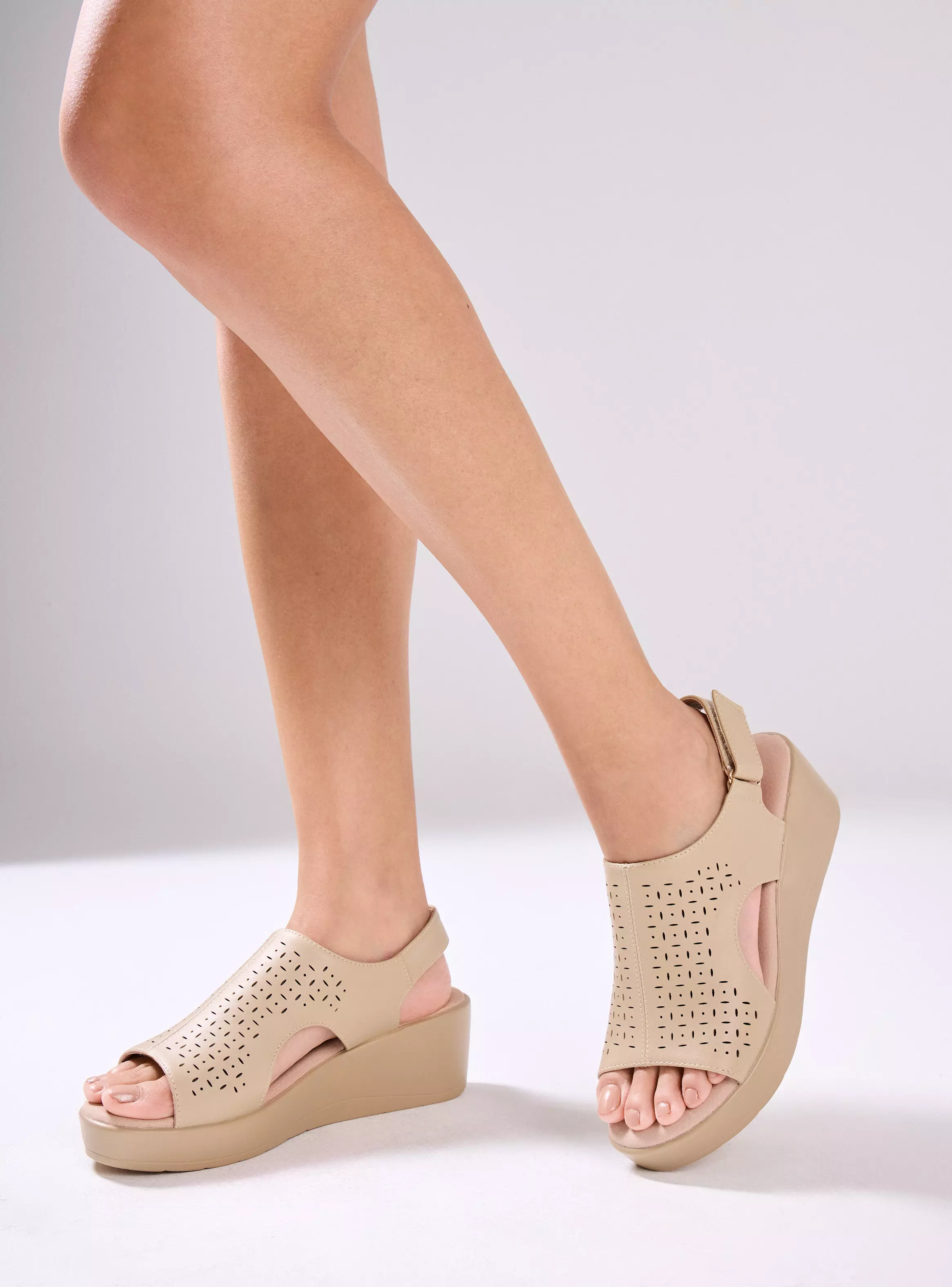 Imagen ampliada #1 para Sandalia Cua Corte Laser Mujer