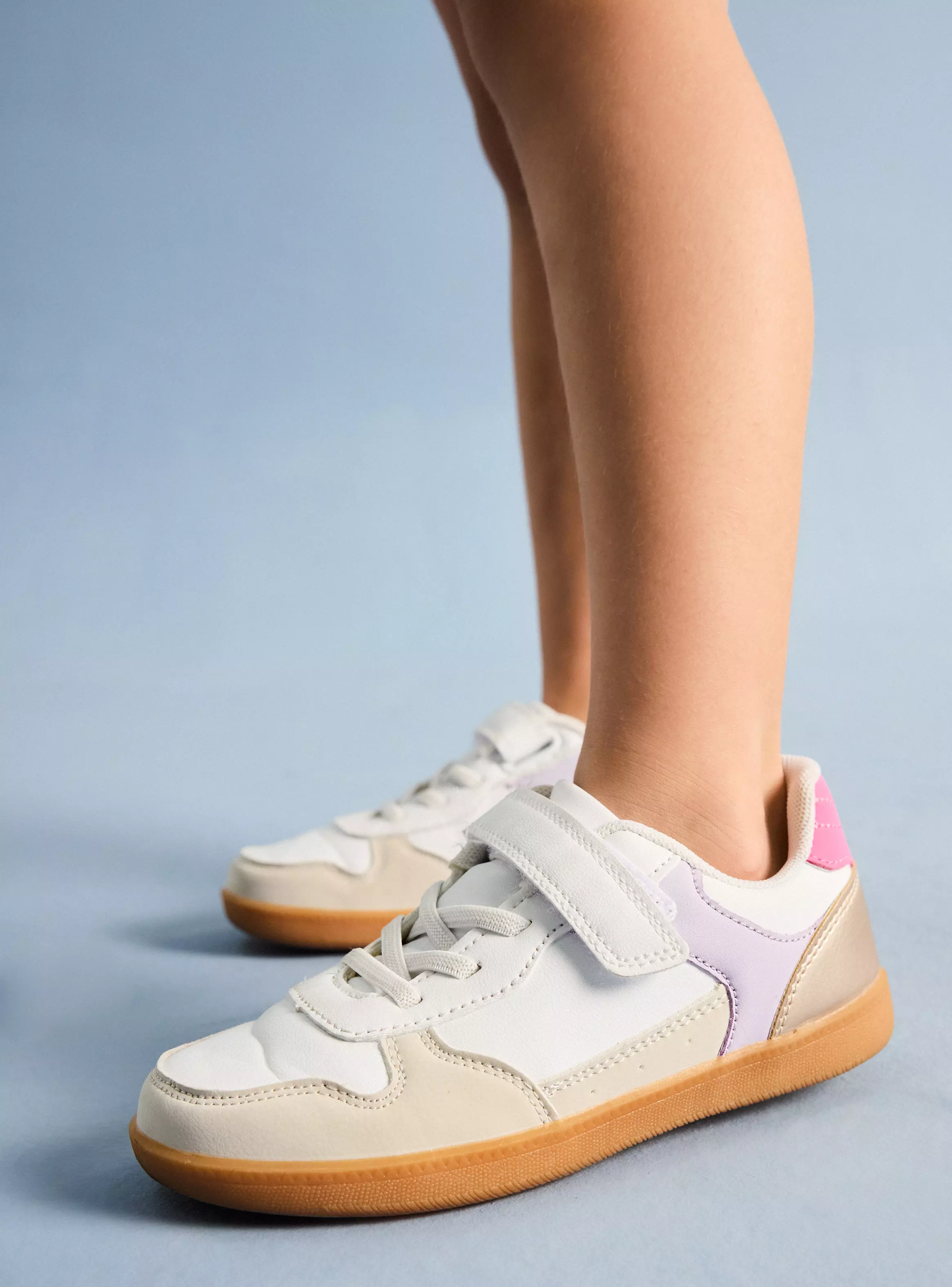 Imagen ampliada #1 para Zapatilla Urbana Cordn Elasticado y Velcro Unisex