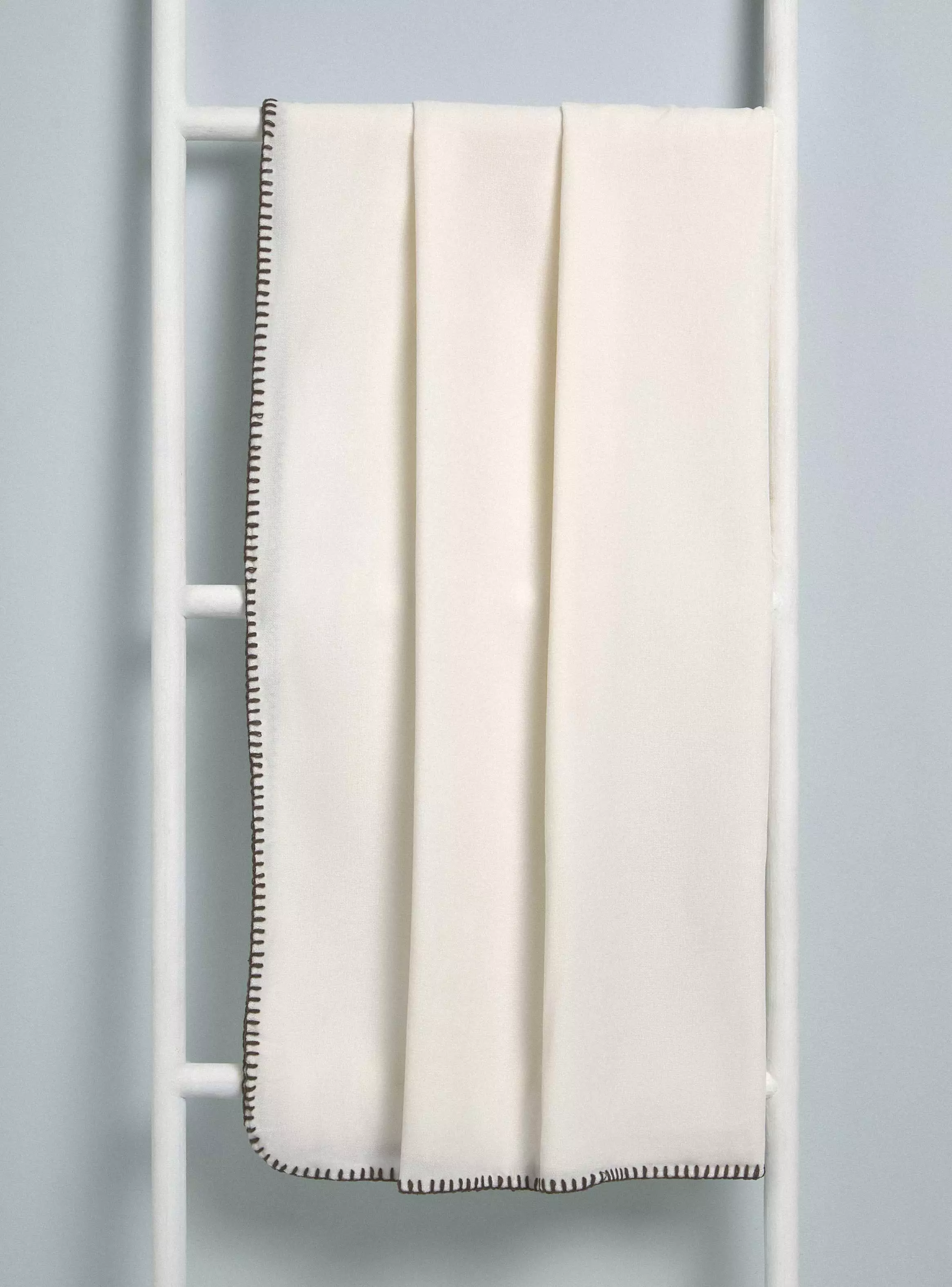 Miniatura de Manta Borde Puntadas 125x150 cm